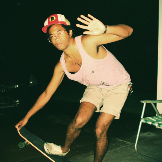 Avoiding sharks and difficult questions with Toro y Moi