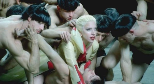 Gaga over Gaga: Madge stands in for Alejandro